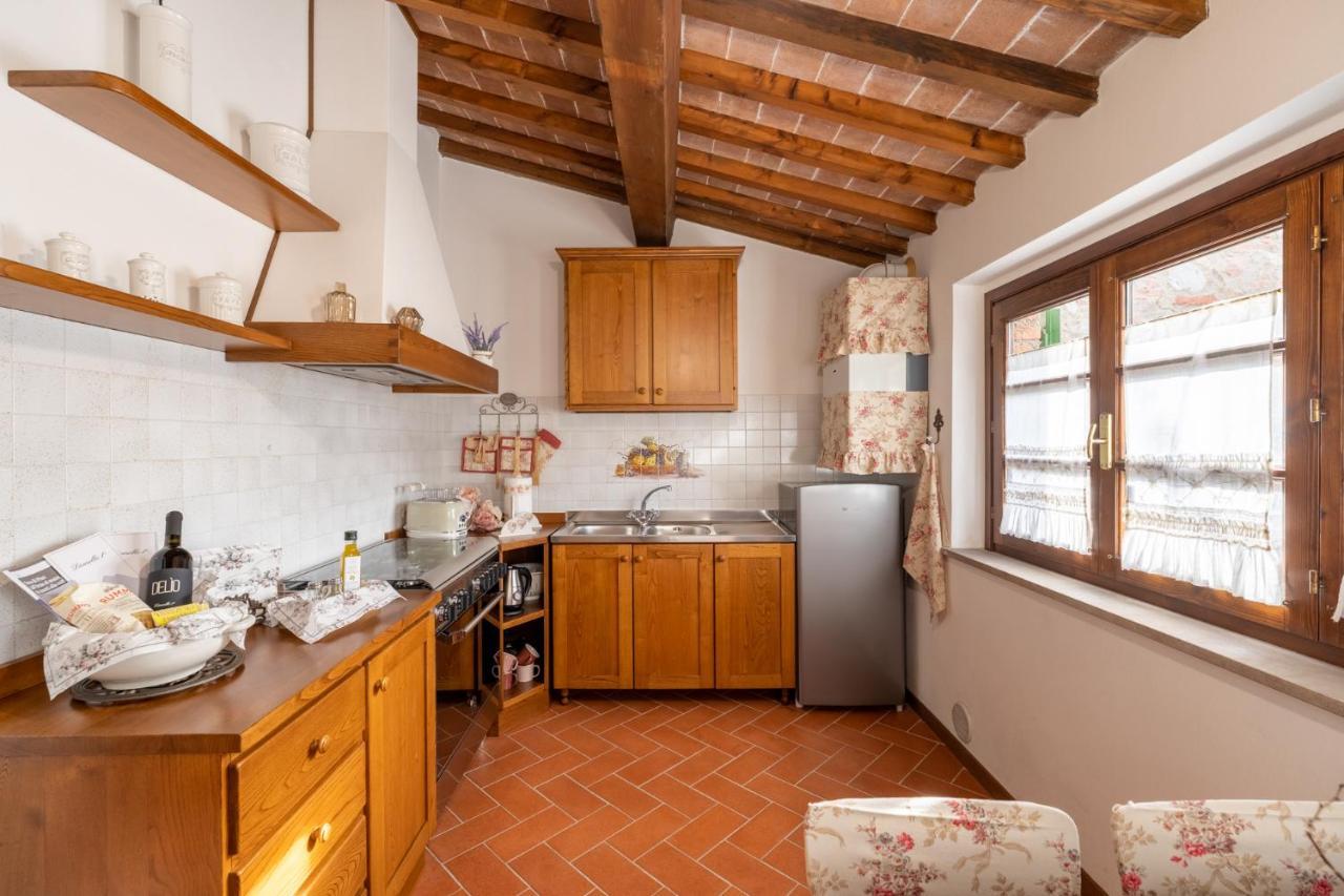 Lajatico Rentals - Casa Di Alice Nel Borgo エクステリア 写真